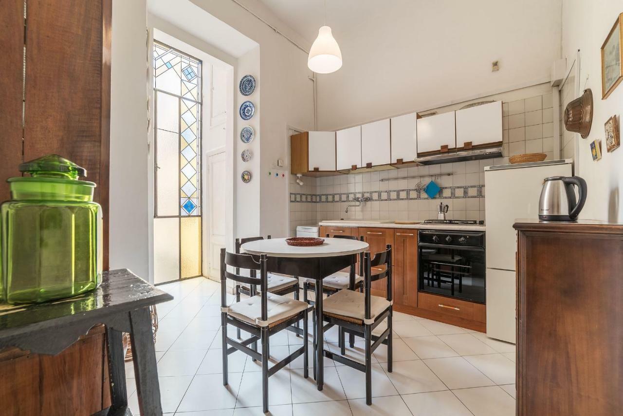 Colosseo Cozy Apartment Roma Exterior foto